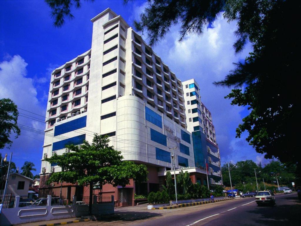 Yuzana Hotel Yangon Exterior photo