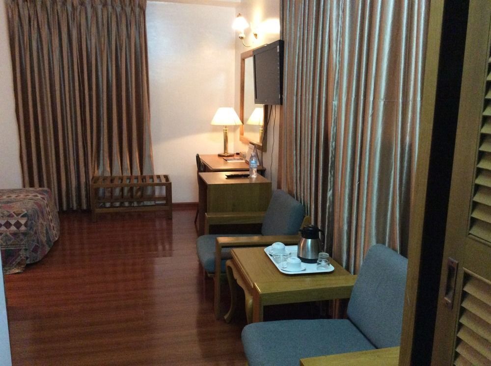 Yuzana Hotel Yangon Exterior photo