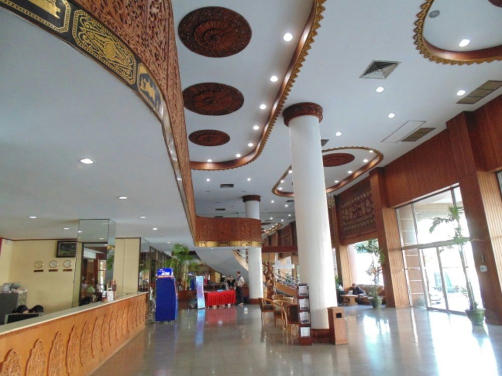 Yuzana Hotel Yangon Exterior photo